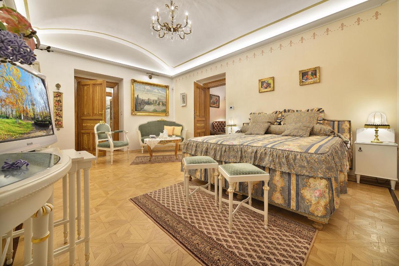 Apartman Dalia Janáčkovo nábřeží Praga Esterno foto