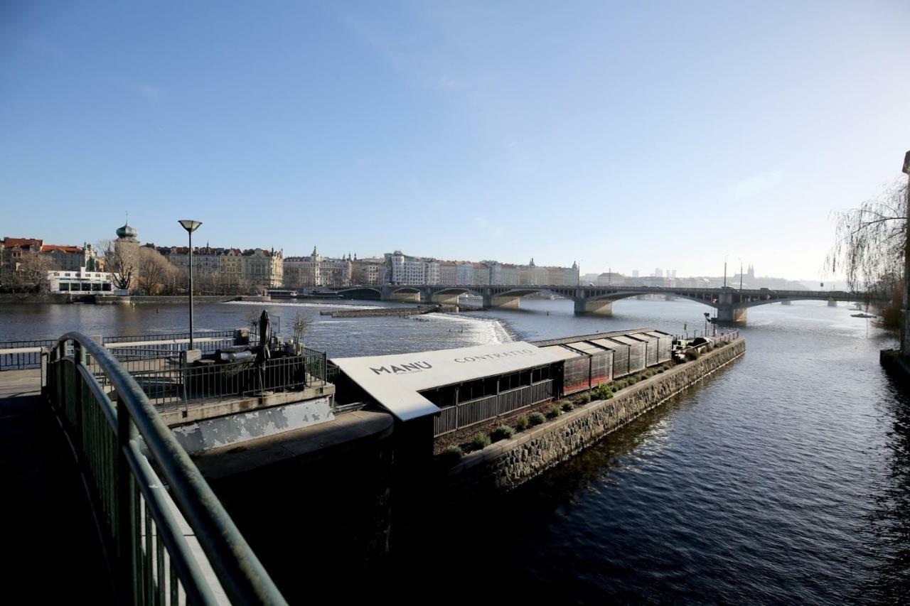 Apartman Dalia Janáčkovo nábřeží Praga Esterno foto
