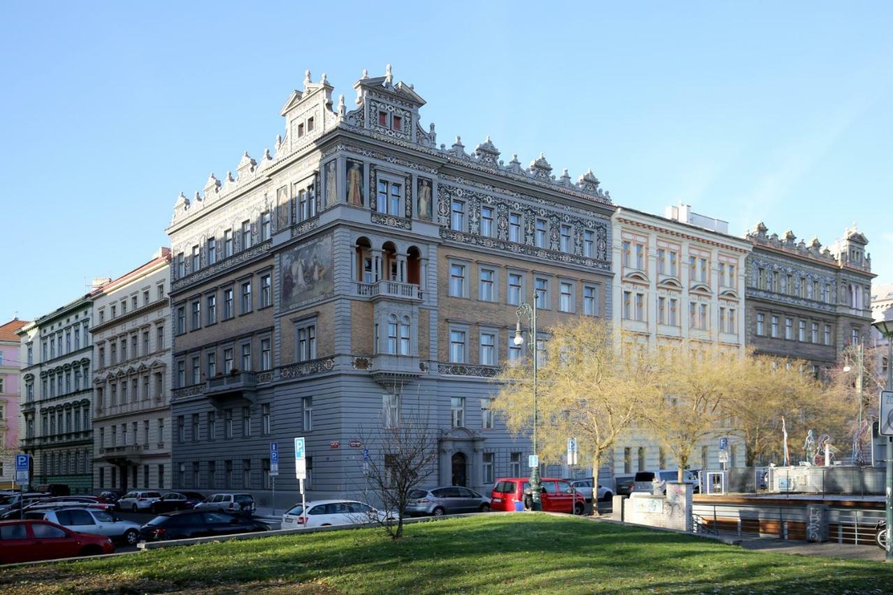 Apartman Dalia Janáčkovo nábřeží Praga Esterno foto